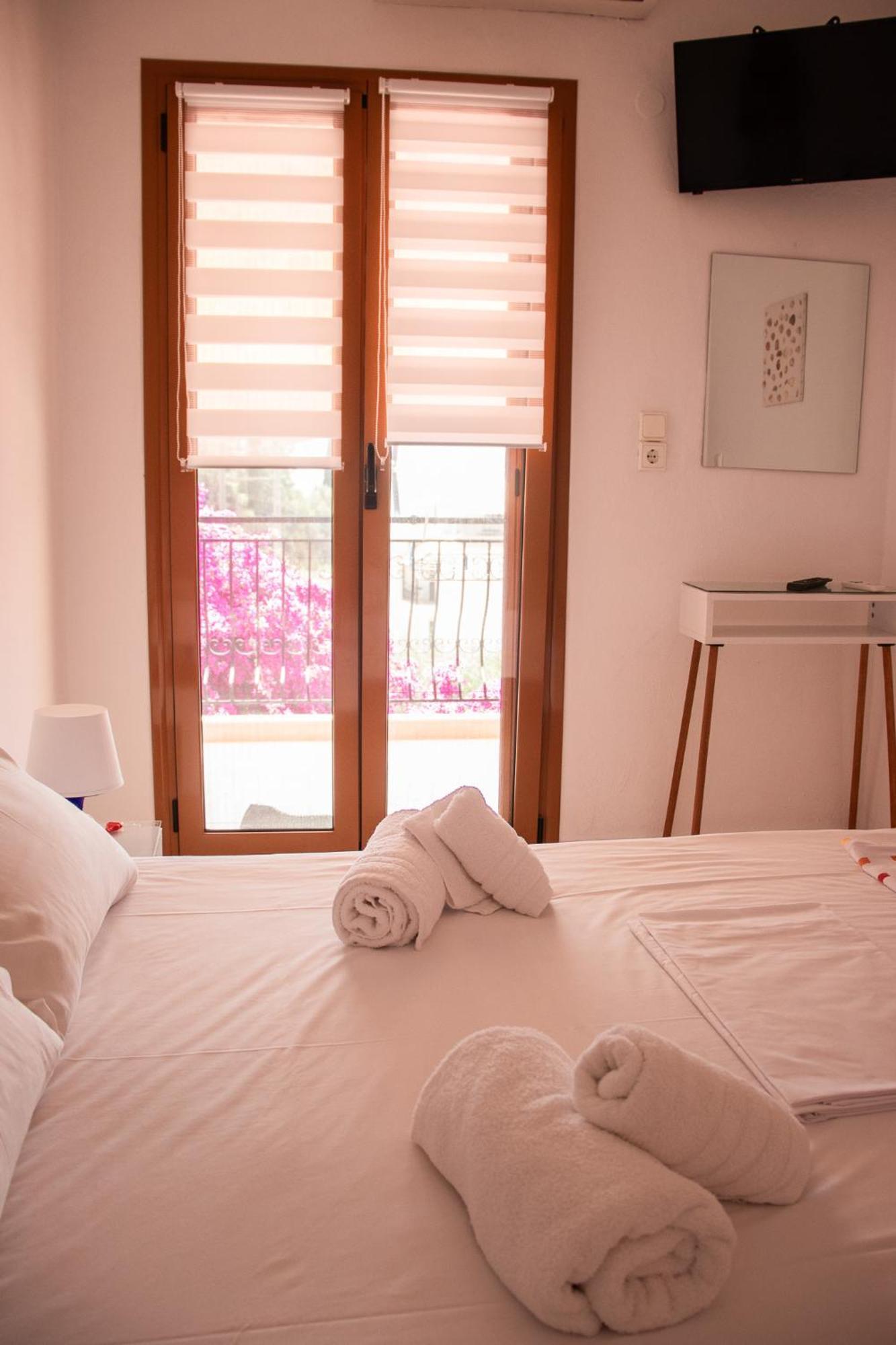 סיבוטה Villa Sissy Studios & Apartments מראה חיצוני תמונה