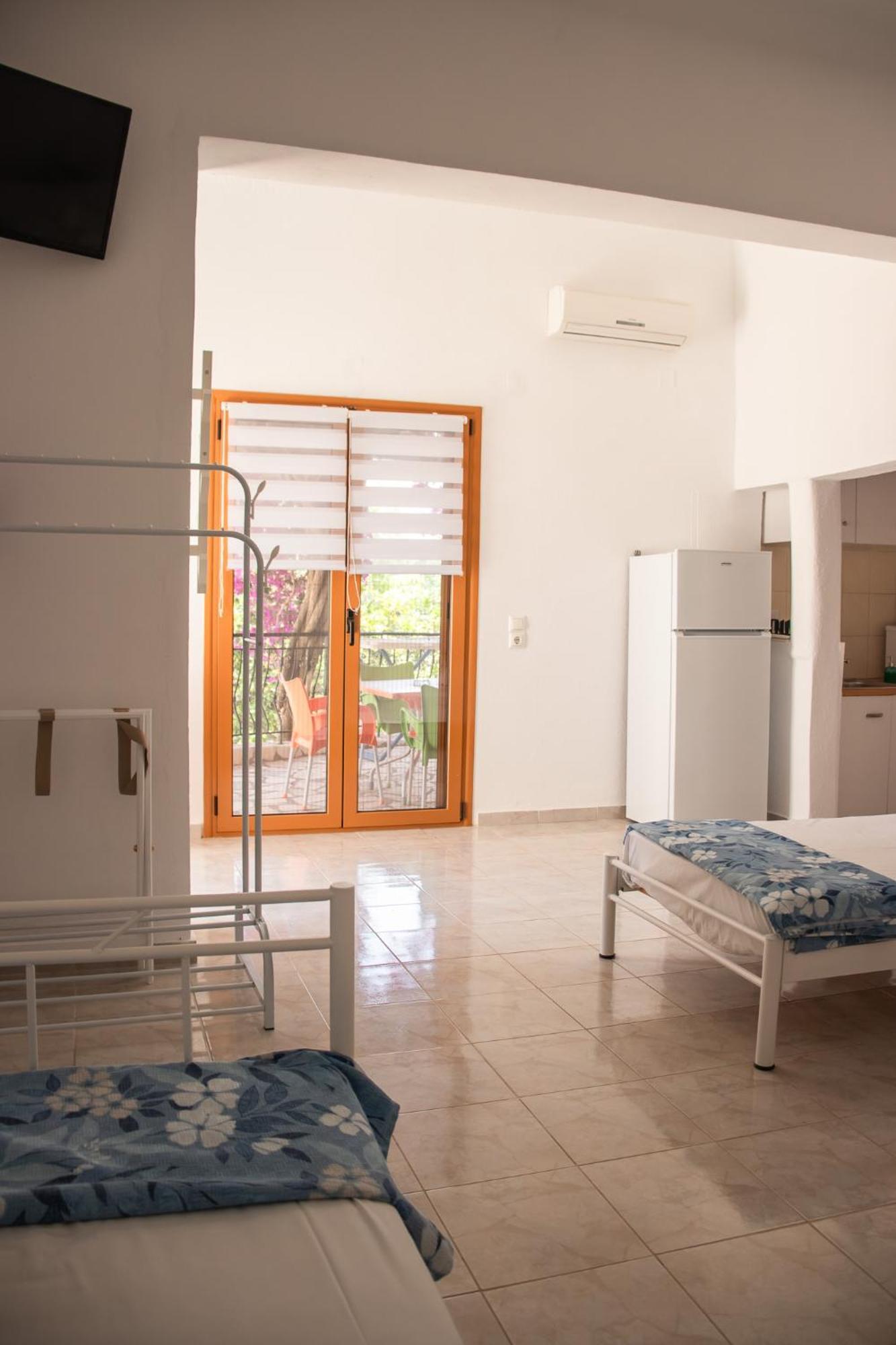 סיבוטה Villa Sissy Studios & Apartments מראה חיצוני תמונה