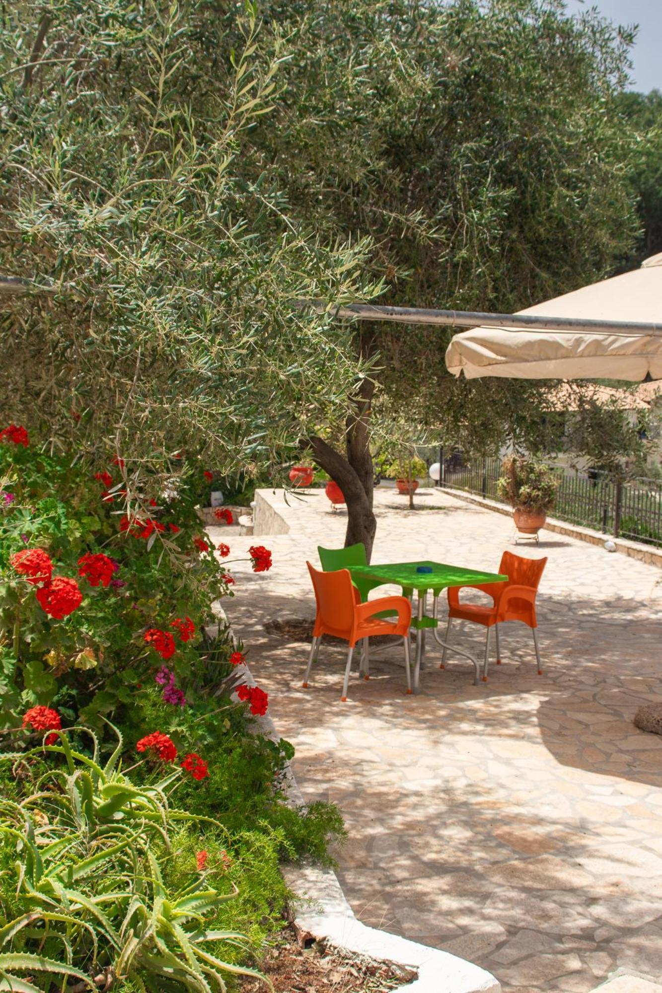 סיבוטה Villa Sissy Studios & Apartments מראה חיצוני תמונה